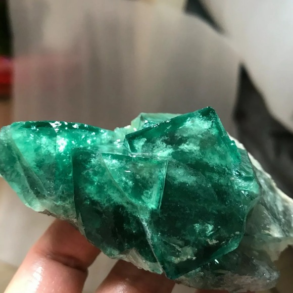 Dark cubed green fluorite ✨Reiki✨ charged specimen - Picture 4 of 8
